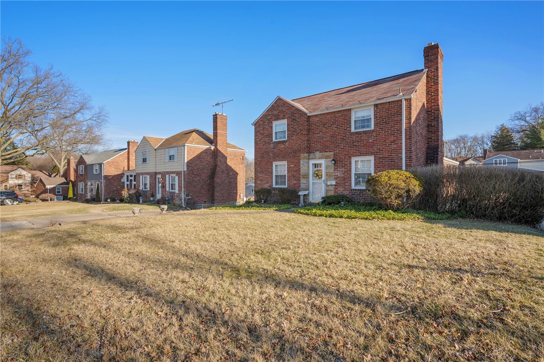 5313 Fieldcrest Drive Dr, Whitehall, Pennsylvania image 2
