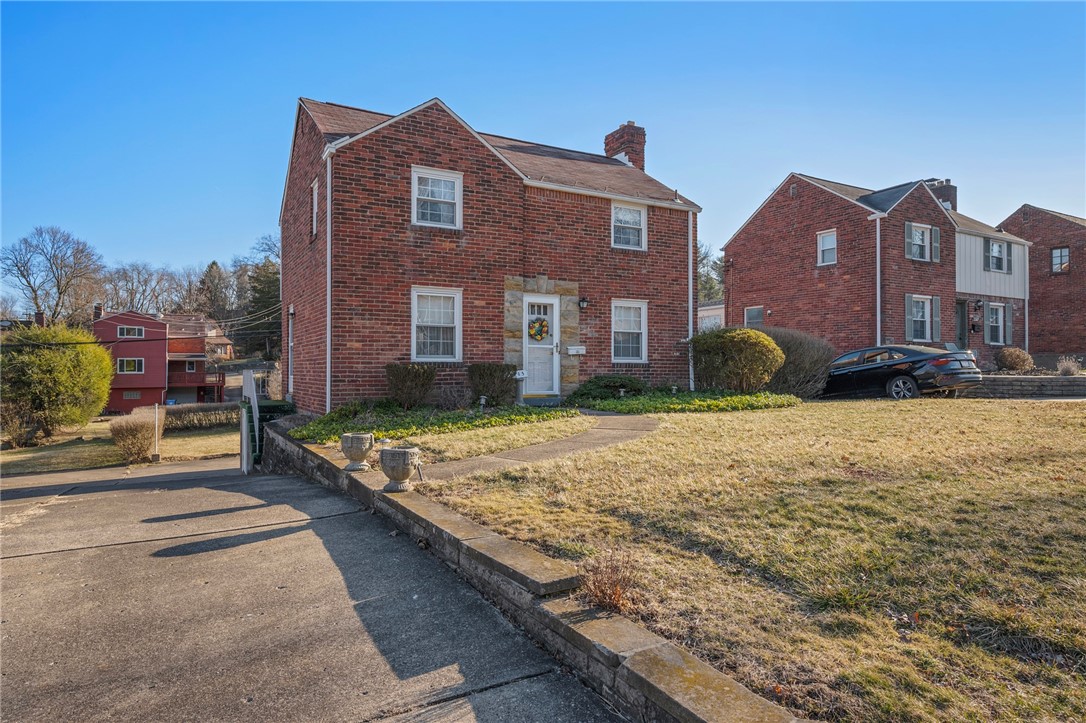 5313 Fieldcrest Drive Dr, Whitehall, Pennsylvania image 3