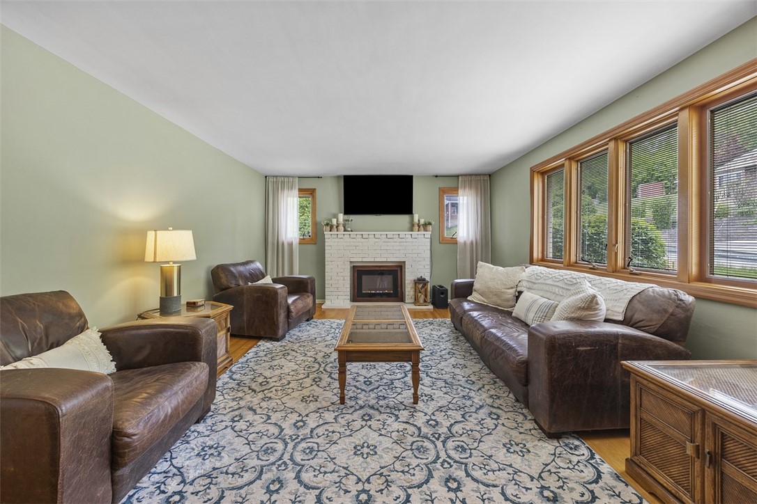 204 Ramsey Ave Ave, Bridgeville, Pennsylvania image 4