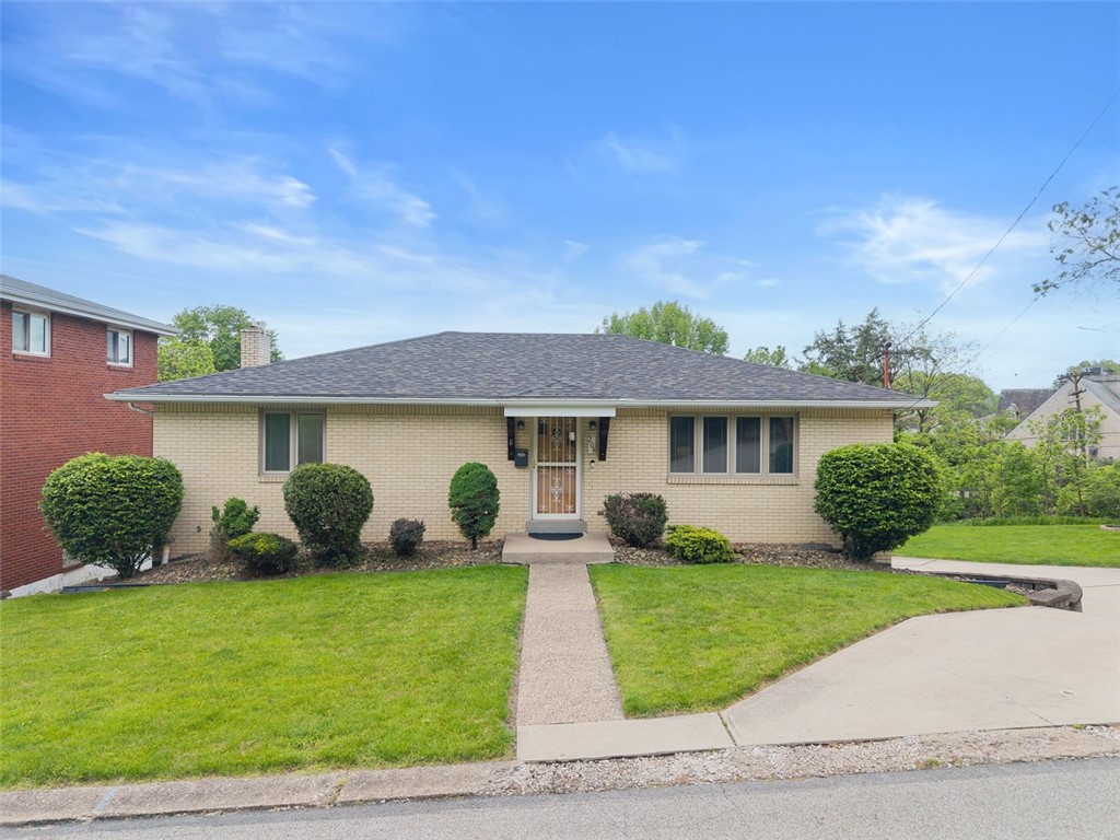 204 Ramsey Ave Ave, Bridgeville, Pennsylvania image 1