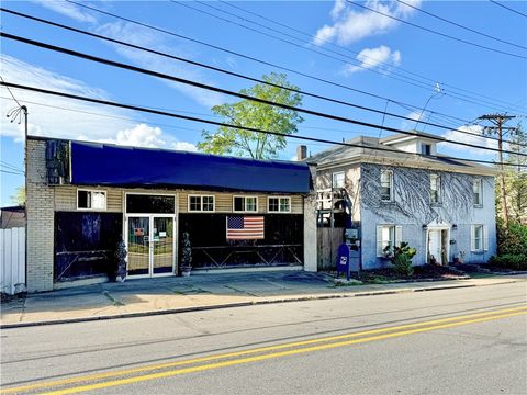 Multifamily For Sale - 3200-3202 Willett Rd Rd<br/> Jefferson County, Brentwood, PA 15227