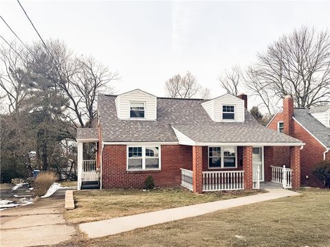 Homes For Sale - 524 Macfarlane Dr<br/> Penn Hills, PA 15235