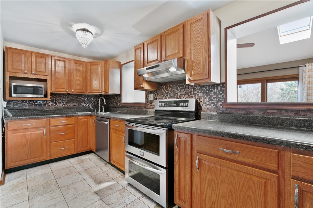 459 E Garden Rd Rd, Brentwood, Pennsylvania image 5