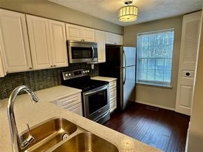 115 Saxonwald Ln