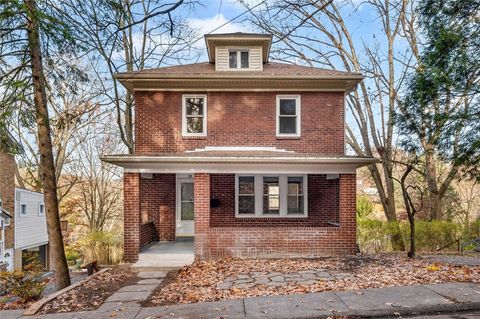 Photo of 17 Wilkins Rd, Forest Hills Boro, PA 15221 (MLS # 1732146)