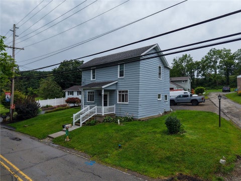 Homes For Sale - 214 Freeport Street St<br/> Delmont, PA 15626
