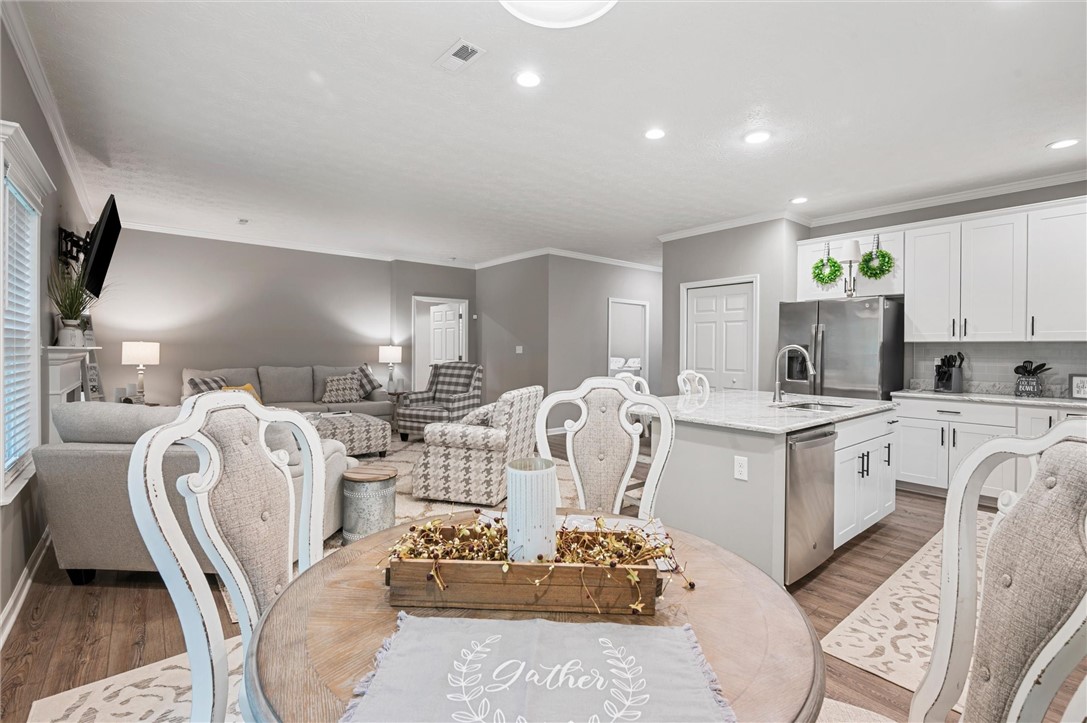 205 Raven Circle