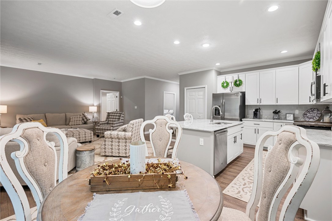 205 Raven Circle