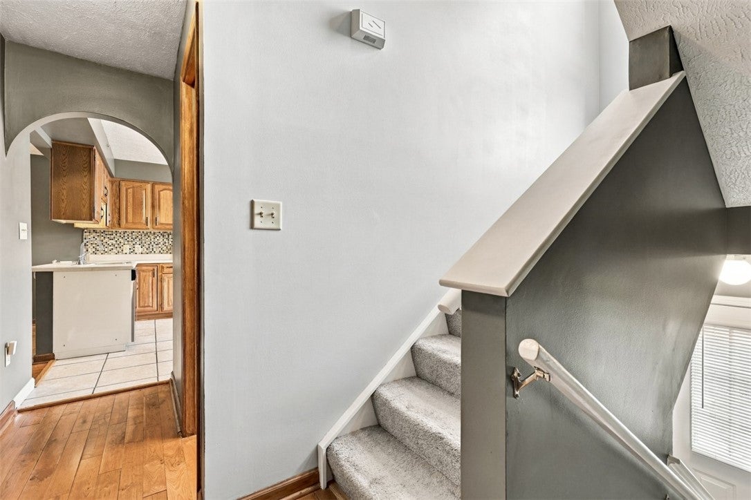 1112 Arrowhead Dr