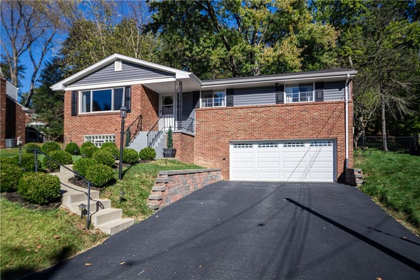 2504 AUTUMNWOOD DR, GLENSHAW, PA 15116 - Image 09ccda51bcc3d8b44a26fb73d0c6e28e/1231345123