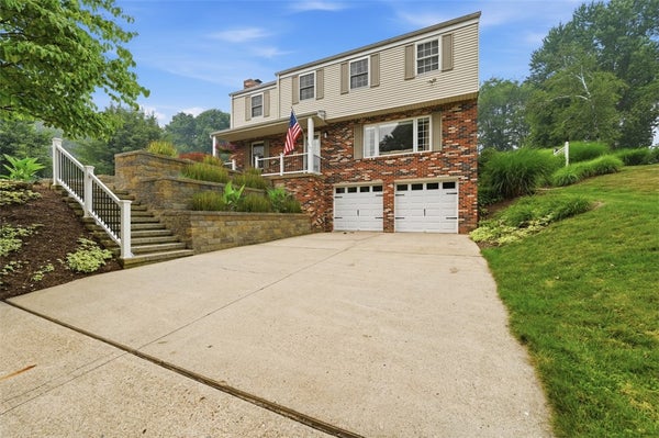 5077 LAKEWOOD DR, GIBSONIA, PA 15044 - Image 09d310c2f0aefc8b8f56124c0656def3/3287166172