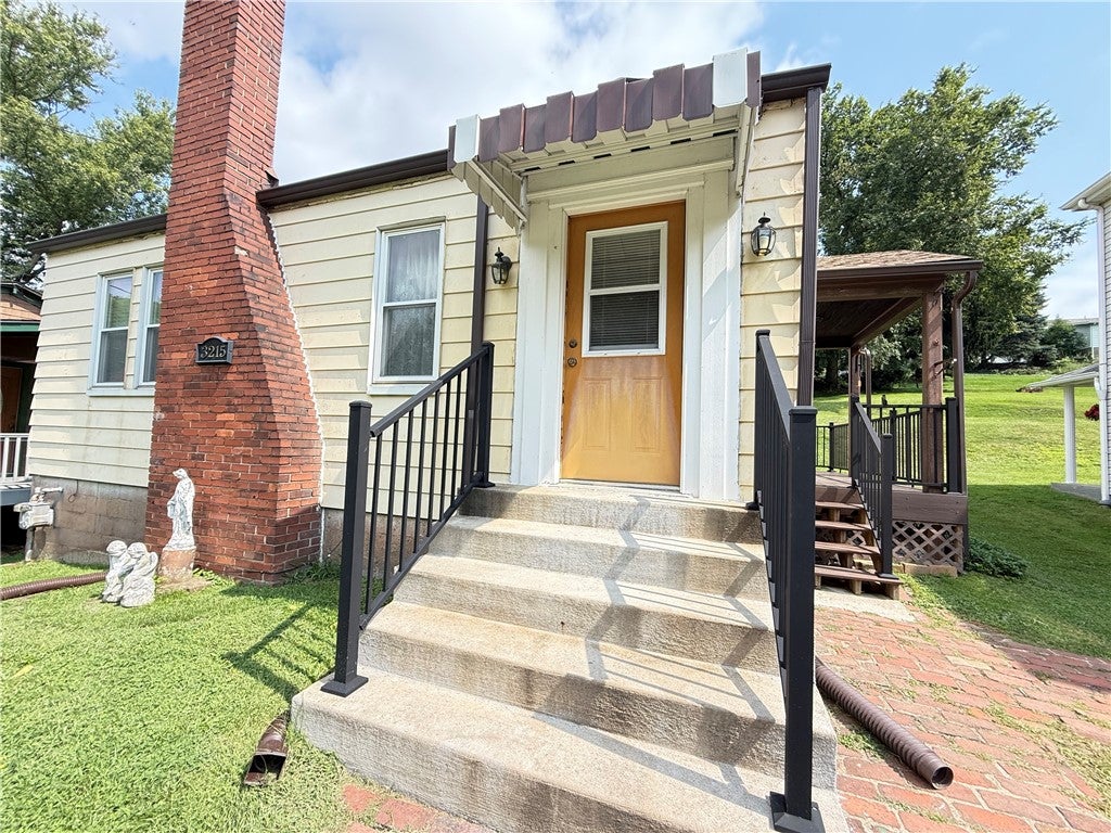 3215 Cypress St.