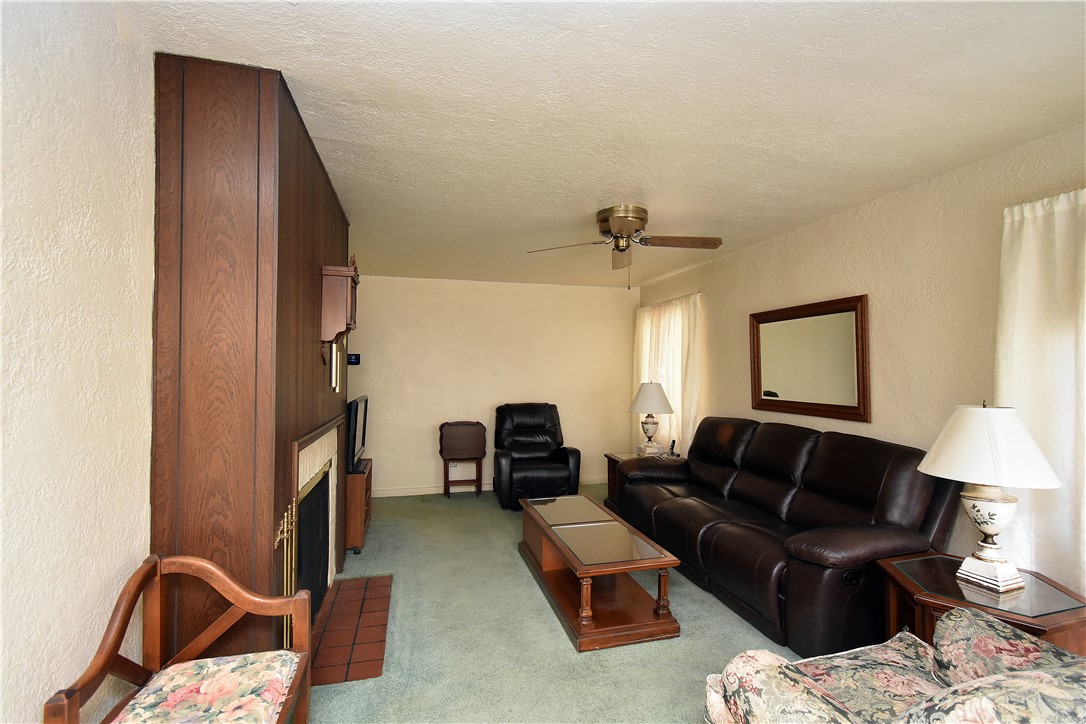4034 Meadowbrook Blvd Blvd, Brentwood, Pennsylvania image 4