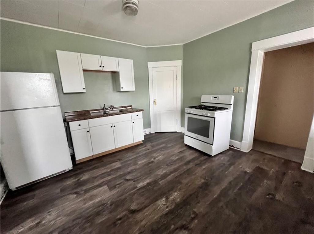 Ellwood City - Bea, Pennsylvania 16117, United States, 1 Bedroom Bedrooms, ,1 BathroomBathrooms,Residential,Active,116490