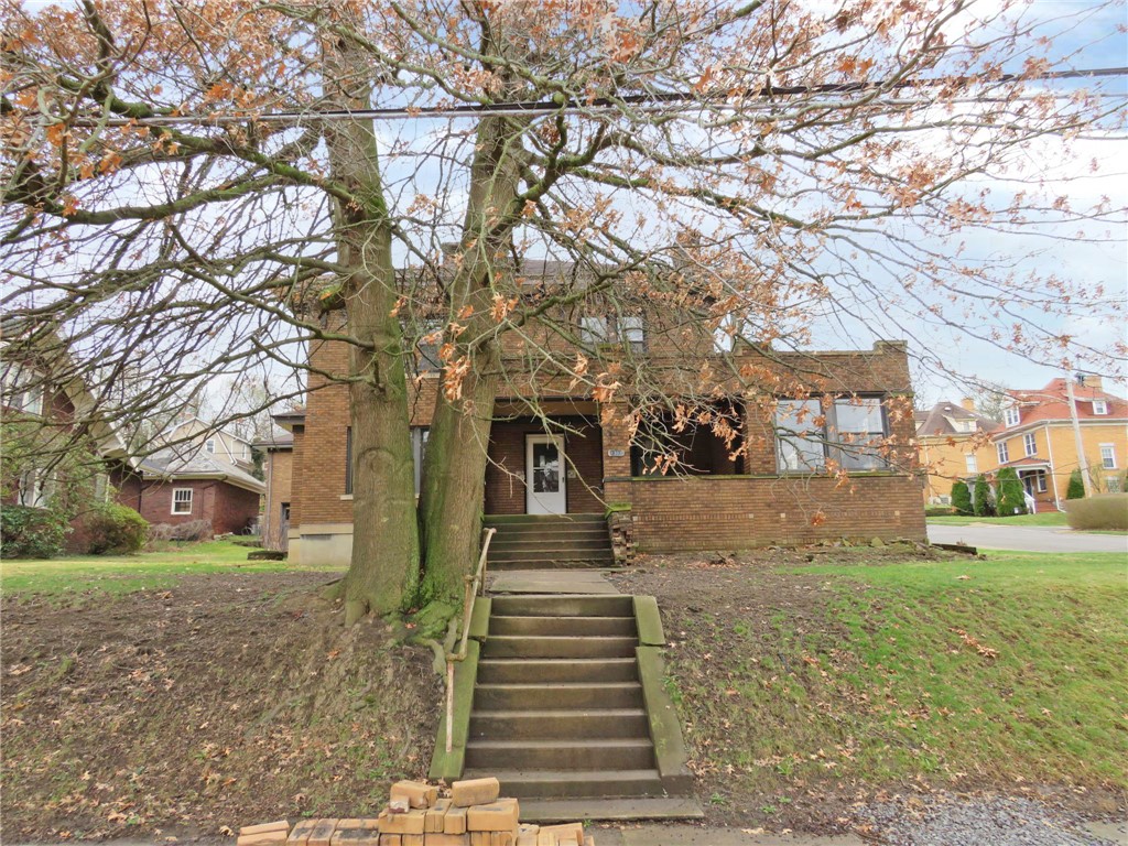 1302 Vance Ave Ave, Coraopolis, Pennsylvania image 1