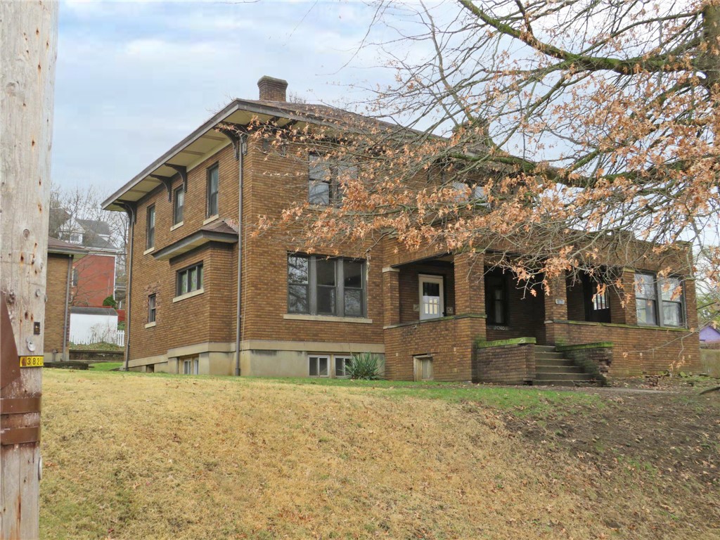 1302 Vance Ave Ave, Coraopolis, Pennsylvania image 2