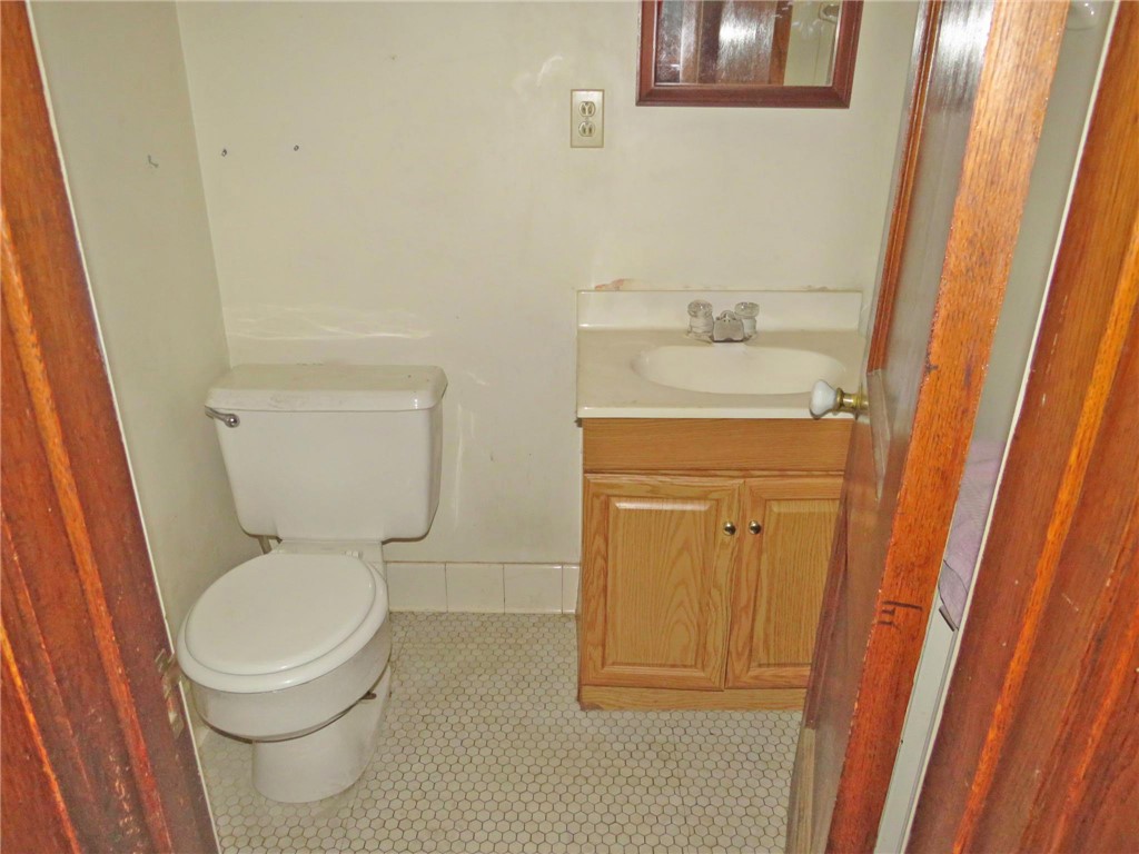 1302 Vance Ave Ave, Coraopolis, Pennsylvania image 24