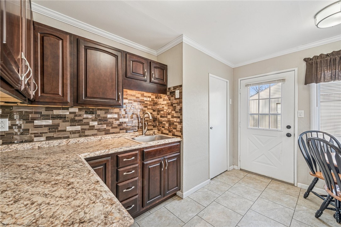 215 Summers Dr Dr, Monroeville, Pennsylvania image 9