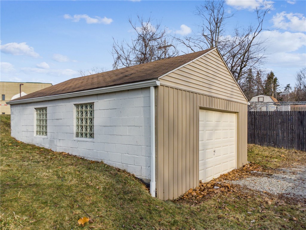 215 Summers Dr Dr, Monroeville, Pennsylvania image 21