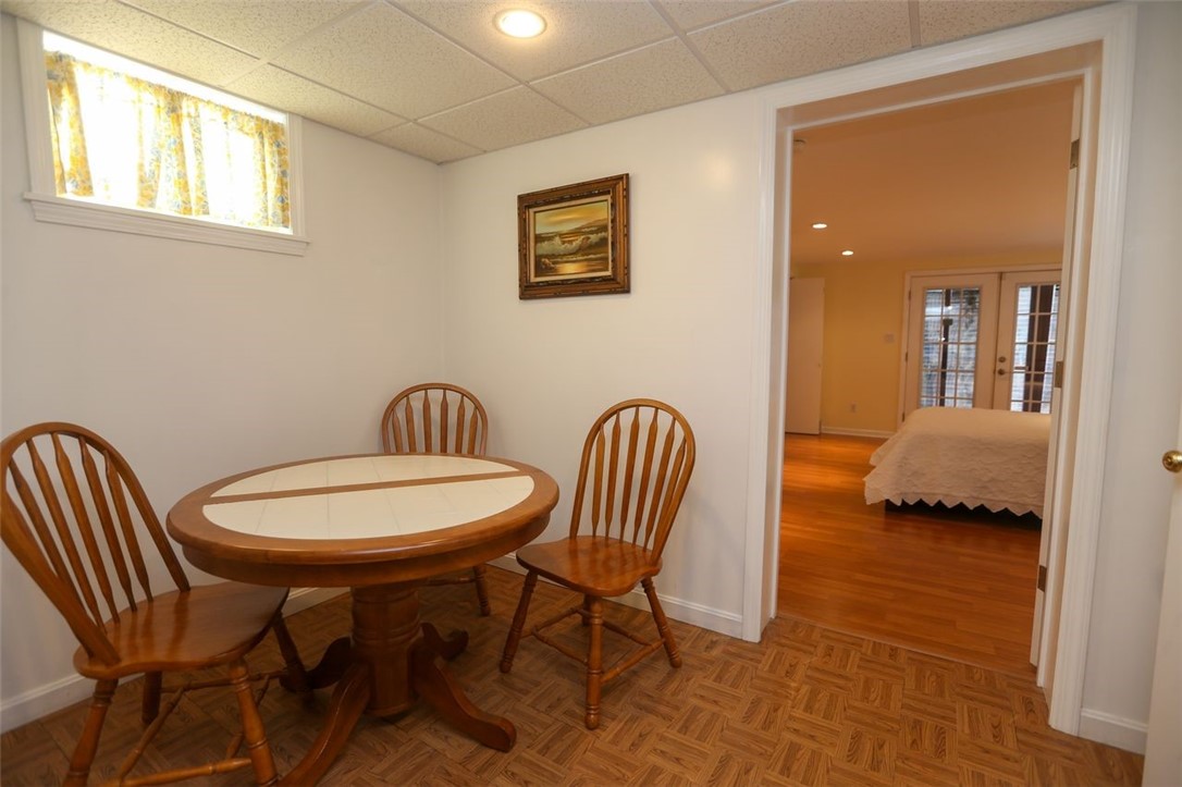 Castle Shannon, Pennsylvania 15234, United States, 3 Bedrooms Bedrooms, ,2 BathroomsBathrooms,Residential,Active,243833