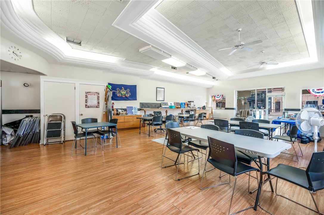 Sharon, Pennsylvania 16146, United States, ,Commercial,Contingent,38697