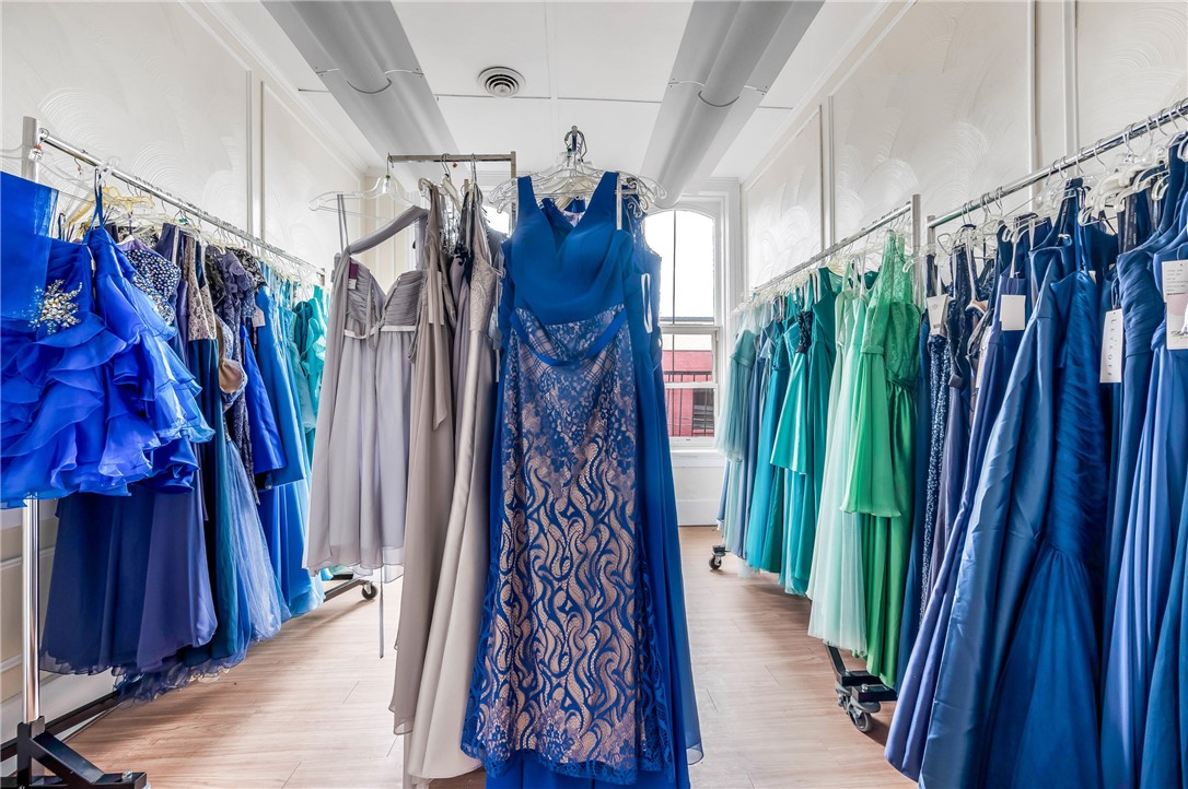 Sharon, Pennsylvania 16146, United States, ,Commercial,Contingent,38697