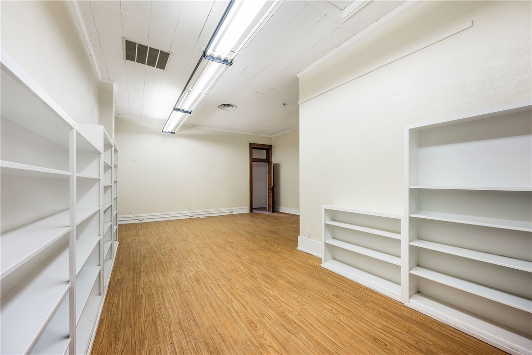 Sharon, Pennsylvania 16146, United States, ,Commercial,Contingent,38697