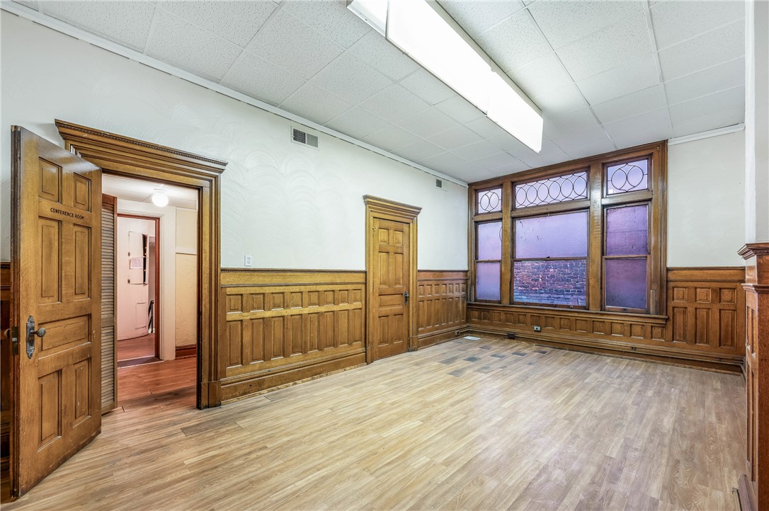 Sharon, Pennsylvania 16146, United States, ,Commercial,Contingent,38697