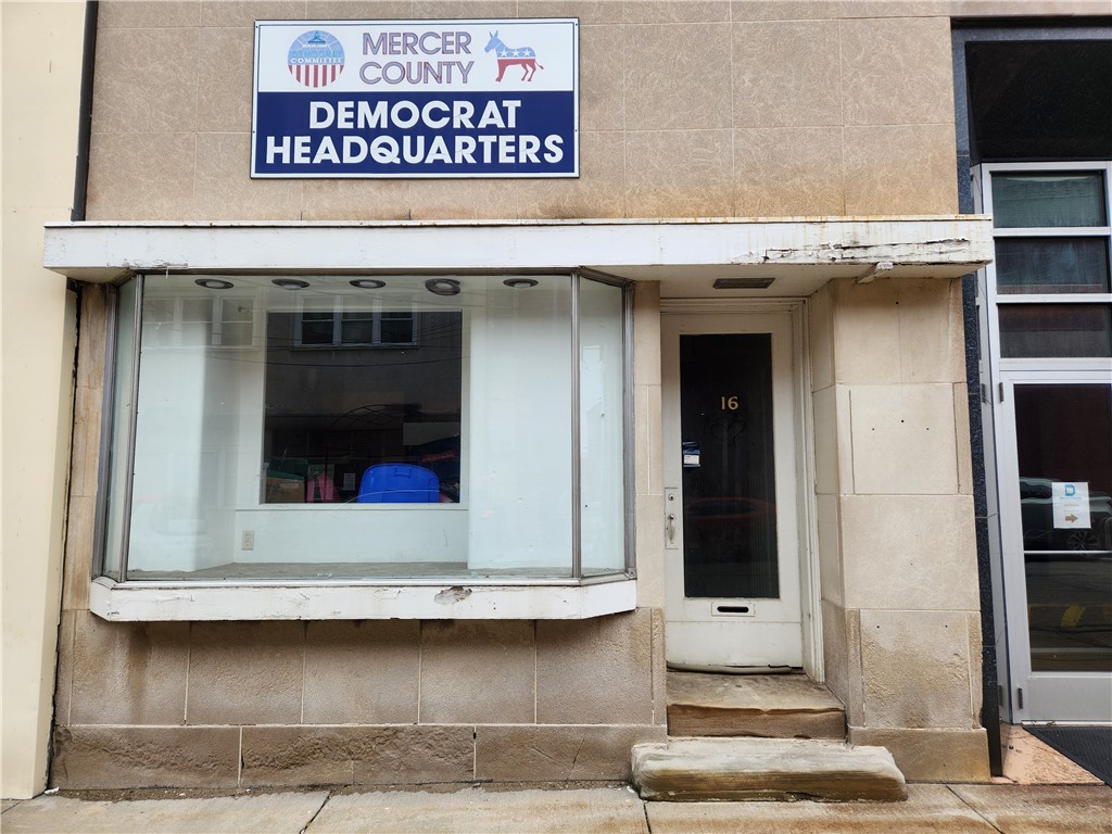 Sharon, Pennsylvania 16146, United States, ,Commercial,Contingent,38697