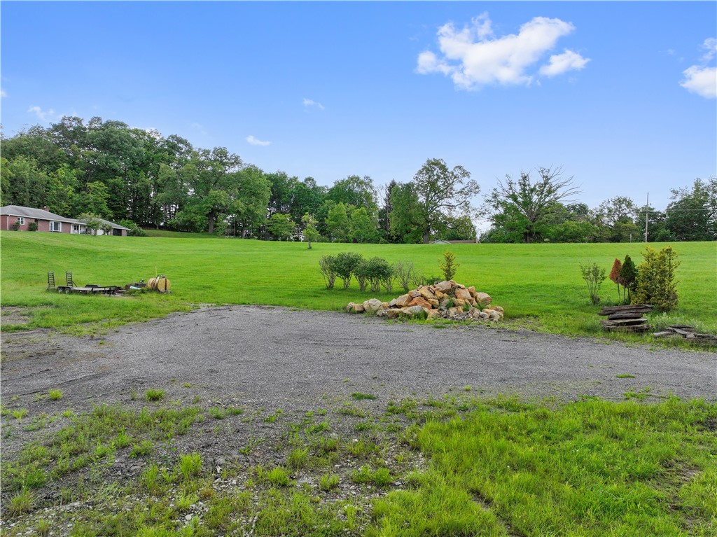 North Strabane, Pennsylvania 15330, United States, 2 Bedrooms Bedrooms, ,2 BathroomsBathrooms,Residential,Active,88510