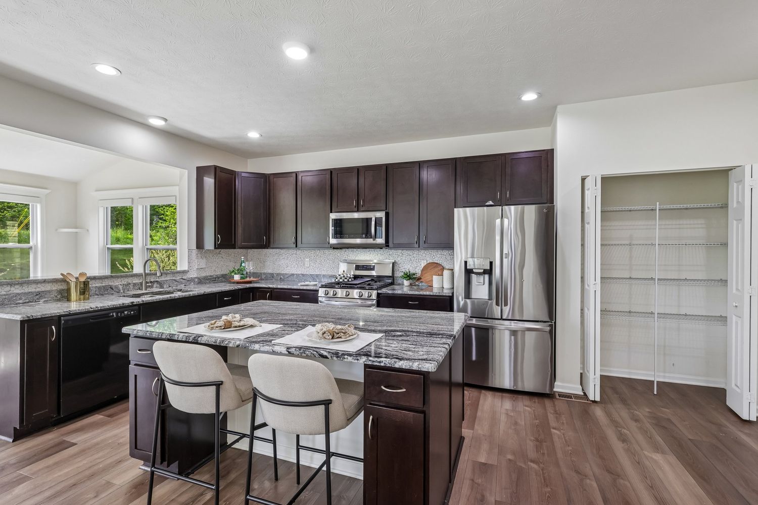 1407 Windsor Court
