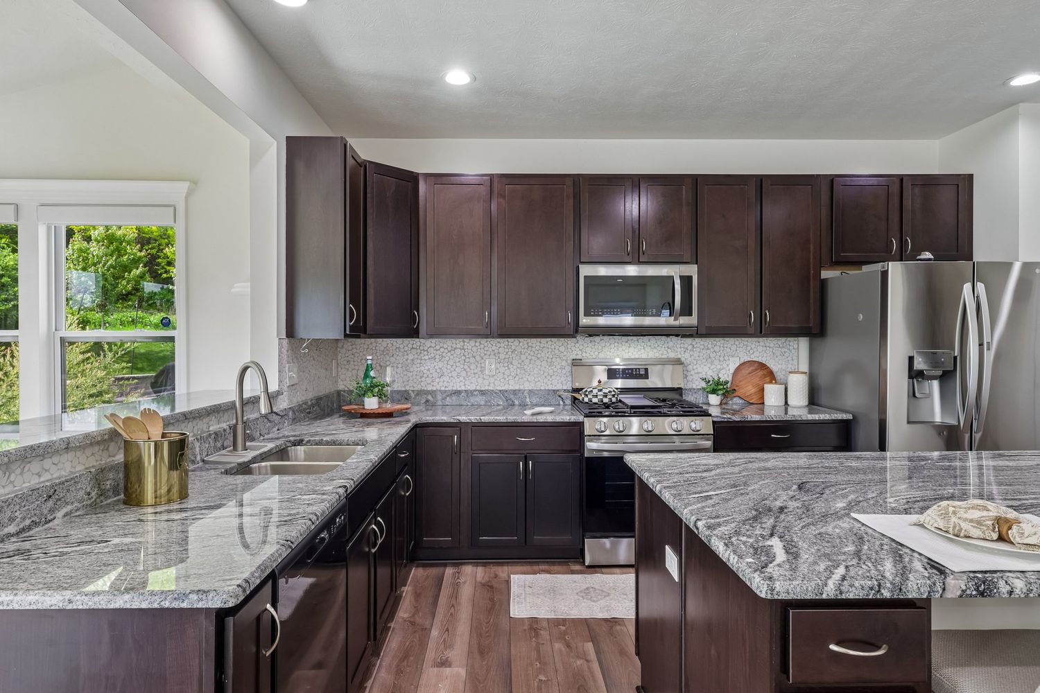 1407 Windsor Court