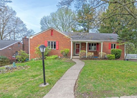 Photo of 13 Hearthstone Dr, Pittsburgh, PA 15235 (MLS # 1748565)