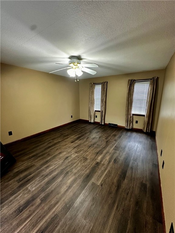 Seven Fields Boro, Pennsylvania 16046, United States, 4 Bedrooms Bedrooms, ,3 BathroomsBathrooms,Residential,Active,139323
