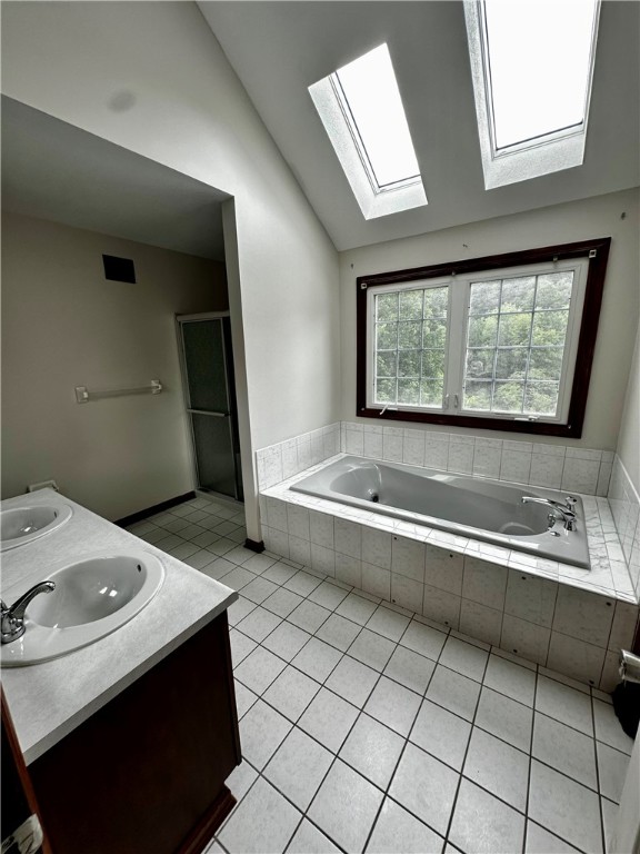Seven Fields Boro, Pennsylvania 16046, United States, 4 Bedrooms Bedrooms, ,3 BathroomsBathrooms,Residential,Active,139323