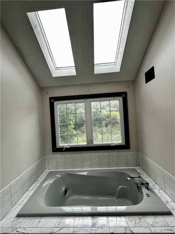 Seven Fields Boro, Pennsylvania 16046, United States, 4 Bedrooms Bedrooms, ,3 BathroomsBathrooms,Residential,Active,139323