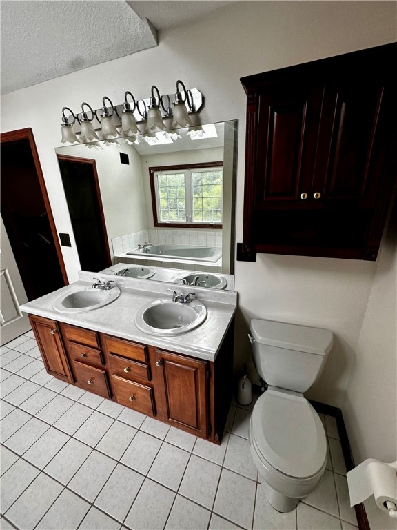 Seven Fields Boro, Pennsylvania 16046, United States, 4 Bedrooms Bedrooms, ,3 BathroomsBathrooms,Residential,Active,139323
