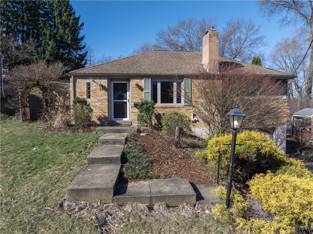 12 Alton Drive Dr, Bethel Park, Pennsylvania image 1