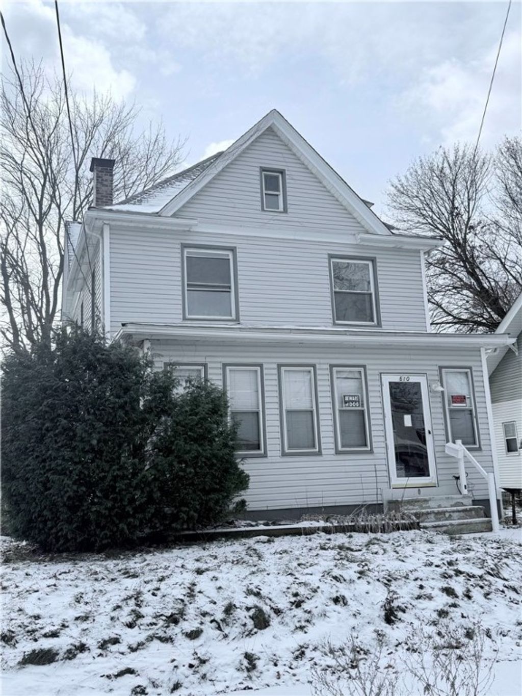 Photo of 510 Wildwood Ave, New Castle, PA 16105 (MLS # 1733353)
