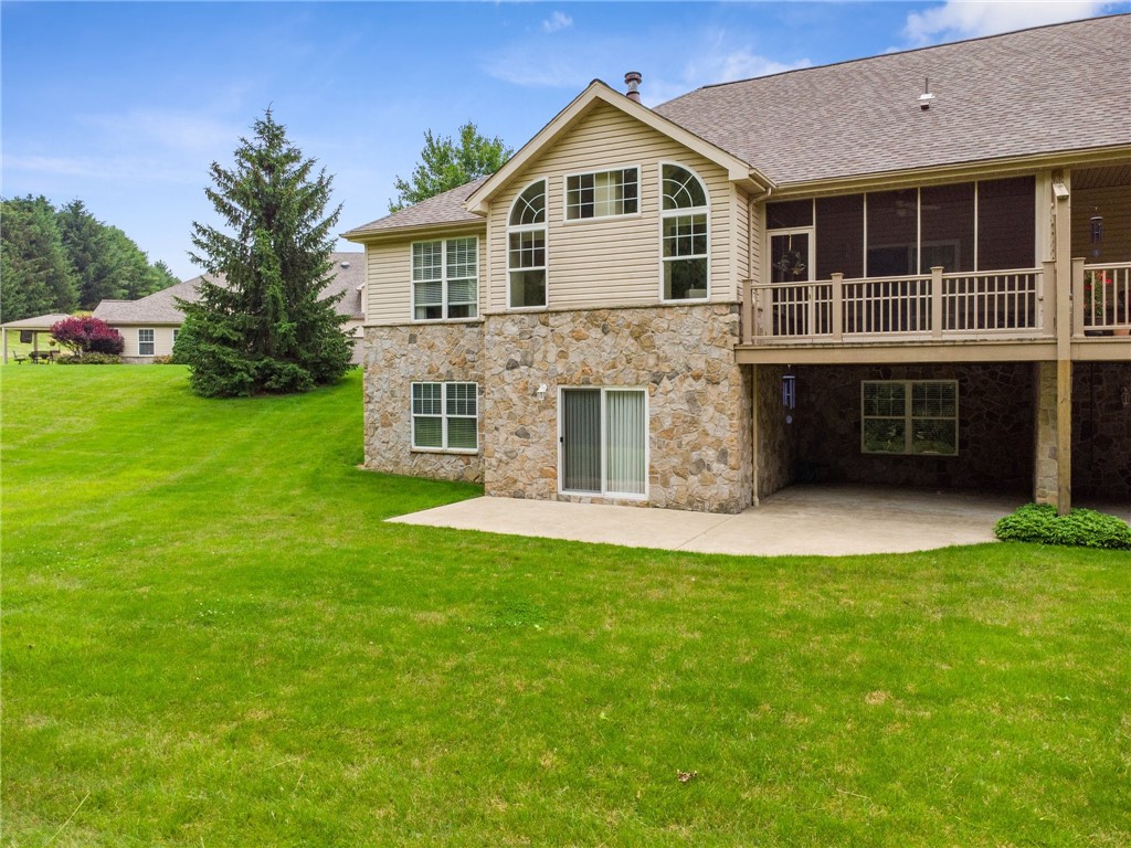 6092 Triple Crown Cir
