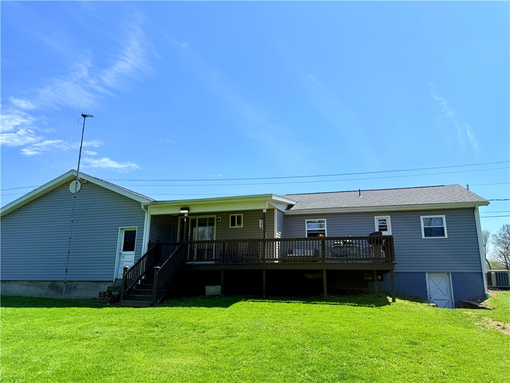 Parker, Pennsylvania 16049, United States, 3 Bedrooms Bedrooms, ,2 BathroomsBathrooms,Residential,Contingent,116565