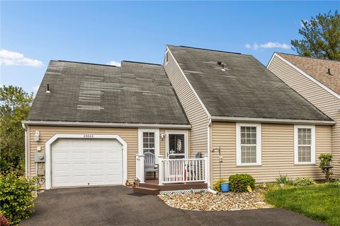 2586 Grouse Ridge B Franklin Park PA 15090