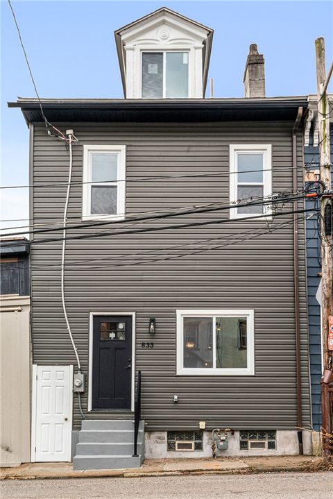 Photo of 833 Spring Garden Ave, Pittsburgh, PA 15212 (MLS # 1746262)