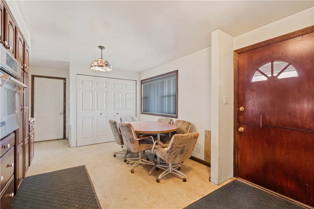 North Strabane, Pennsylvania 15330, United States, 2 Bedrooms Bedrooms, ,1 BathroomBathrooms,Residential,Active,91442