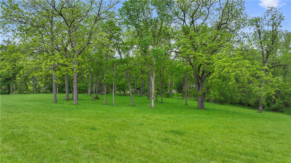 North Strabane, Pennsylvania 15330, United States, 2 Bedrooms Bedrooms, ,1 BathroomBathrooms,Residential,Active,91442