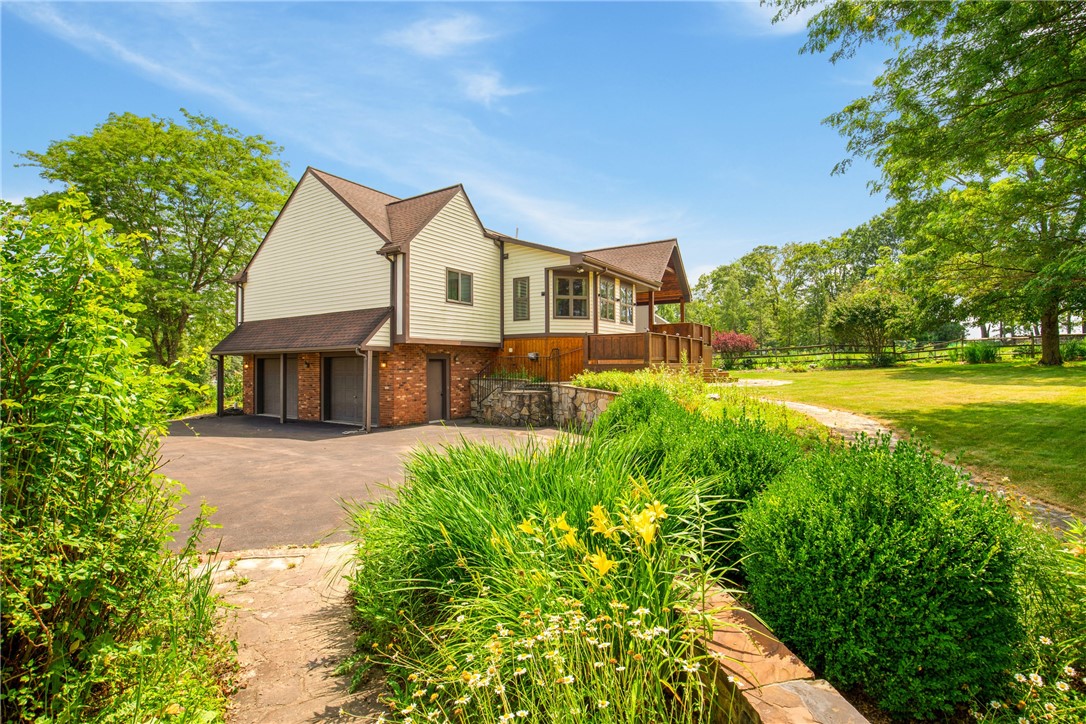 Somerset Twp, Pennsylvania 15501, United States, 4 Bedrooms Bedrooms, ,3 BathroomsBathrooms,Residential,Active,171211