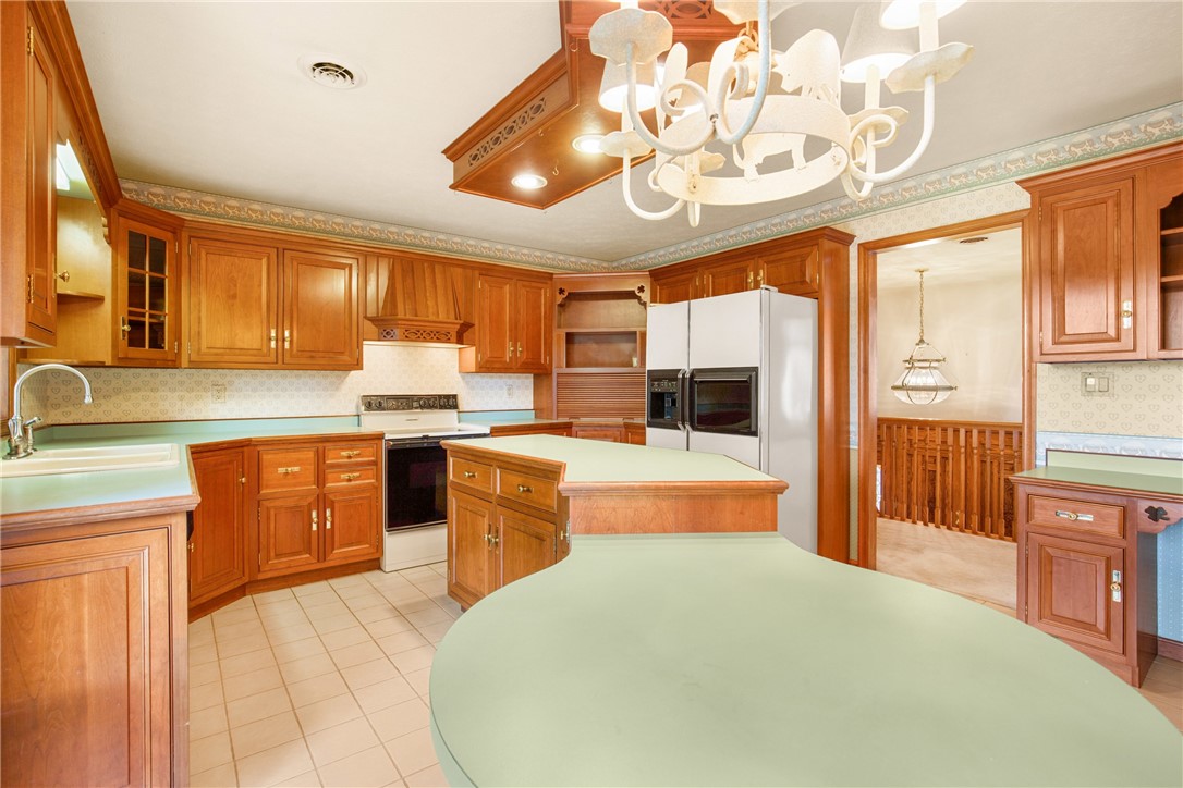 Somerset Twp, Pennsylvania 15501, United States, 4 Bedrooms Bedrooms, ,3 BathroomsBathrooms,Residential,Active,171211