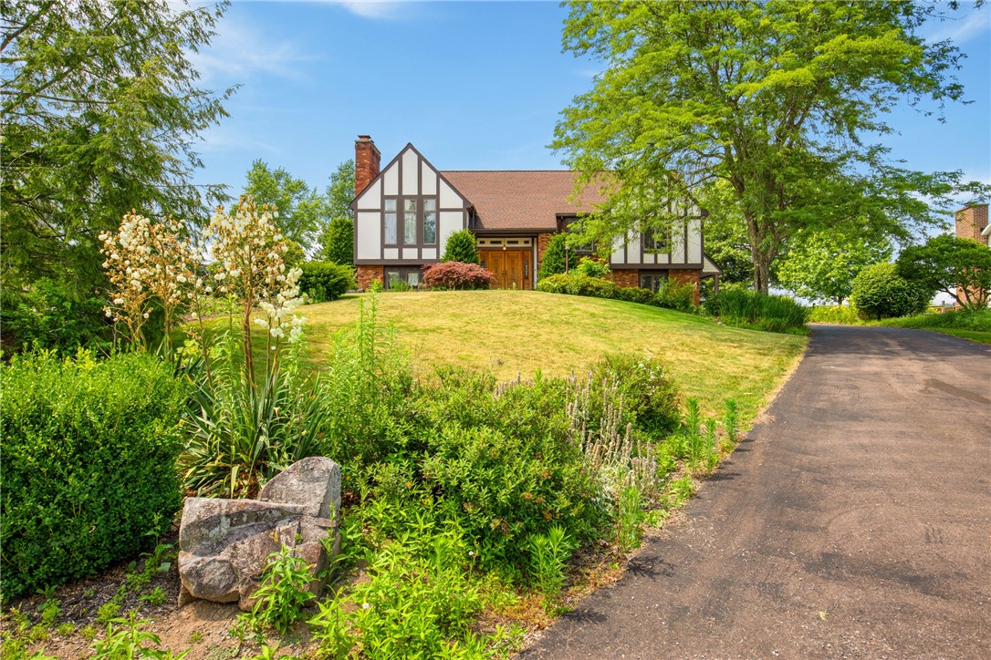 Somerset Twp, Pennsylvania 15501, United States, 4 Bedrooms Bedrooms, ,3 BathroomsBathrooms,Residential,Active,171211