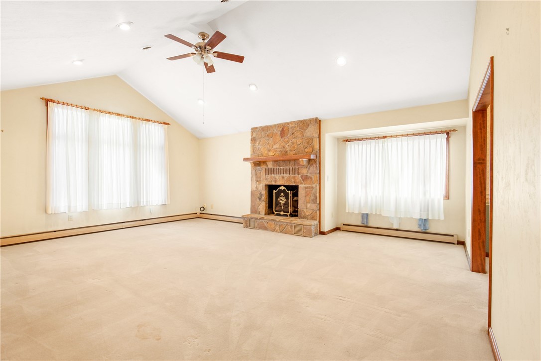 Somerset Twp, Pennsylvania 15501, United States, 4 Bedrooms Bedrooms, ,3 BathroomsBathrooms,Residential,Active,171211