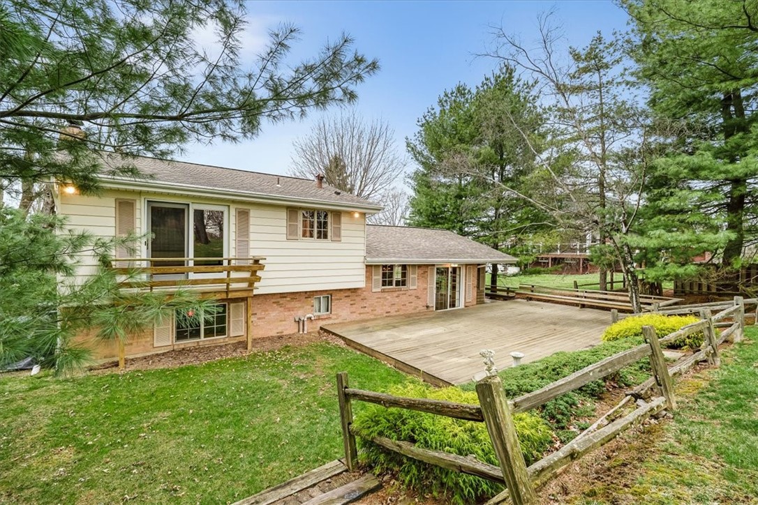 2205 Maureen Drive Dr, South Park, Pennsylvania image 8